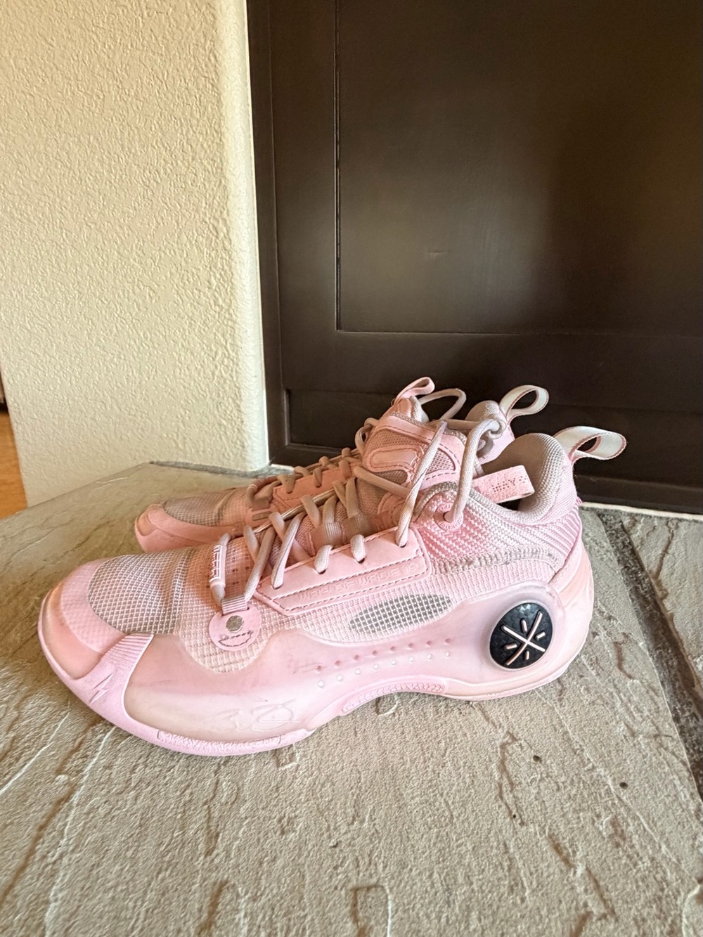 Way of Wade Cherry Blossom US 6.5 men’s EU 39